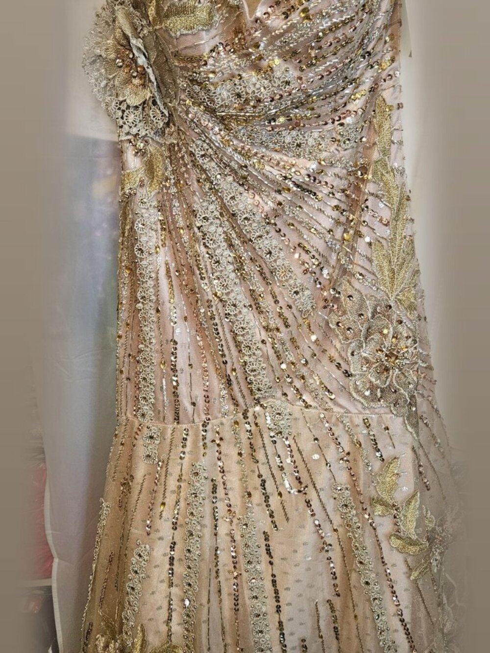 Sunglory 2241 Apricot Gold Beaded Floral Applique Evening Gown Size 8